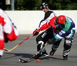 (c) 2007 - Ballhockey: VAS Villach gegen ASK Villach. - Bild zeigt (v.l.): Gnter Krumpl (VAS) und Peter Ahammer (ASK Villach) pressefotos, sportfoto, sportfotos, krnten, kaernten, pressefoto, oskar, hher, wolfgang, jannach, sport, wirtschaft, kultur, politik, innenpolitik, auenpolitik, lokal, chronik, fotos, fotografie, fotographie, canon, eos, 1d, mark IV, mark 4, fotopool, powerpixx, hherfoto, hoeherfoto, klagenfurt, villach, wolfsberg, spittal, feldkirchen, vlkermarkt, voelkermarkt, lienz, osttirol, hermagor, archiv, fotoarchiv, photo, photoarchiv, kleine, zeitung, kleinzeitung, ktz, krntner tages zeitung, krntner woche, krntner, woche, kronen zeitung, krone, kronen, zeitung, sportfotographie, sportfotografie, kurier, krntner monat, monatsmagazin, tageszeitung, wochenzeitung, gratiszeitung, fuball, fussball, eishockey, icehockey, tennis, basketball, handball, volleyball, beachvolleyball, schi, ski, ski alpin, ski nordisch, schi nordisch, nordisch, langlaufen, schispringen, skispringen, biathlon