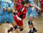 (c) 2011 - Handball, Bundesliga, Damen, Witasek Feldkirchen gegen Hypo Niedersterreich. - Bild zeigt: Patricia Ondrej (Feldkirchen) pressefotos, sportfoto, sportfotos, krnten, kaernten, pressefoto, oskar, hher, wolfgang, jannach, sport, wirtschaft, kultur, politik, innenpolitik, auenpolitik, lokal, chronik, fotos, fotografie, fotographie, canon, eos, 1d, mark IV, mark 4, fotopool, powerpixx, hherfoto, hoeherfoto, klagenfurt, villach, wolfsberg, spittal, feldkirchen, vlkermarkt, voelkermarkt, lienz, osttirol, hermagor, archiv, fotoarchiv, photo, photoarchiv, kleine, zeitung, kleinzeitung, ktz, krntner tages zeitung, krntner woche, krntner, woche, kronen zeitung, krone, kronen, zeitung, sportfotographie, sportfotografie, kurier, krntner monat, monatsmagazin, tageszeitung, wochenzeitung, gratiszeitung, fuball, fussball, eishockey, icehockey, tennis, basketball, handball, volleyball, beachvolleyball, schi, ski, ski alpin, ski nordisch, schi nordisch, nordisch, langlaufen, schispringen, skispringen, biathlon