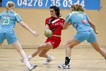 (c) 2011 - Handball, Bundesliga, Damen, Witasek Feldkirchen gegen Hypo Niedersterreich. - Bild zeigt: Yvonne Riesenhuber (Hypo), Maria Musalem Araos (Feldkirchen) und Vivien Lerant (Hypo) pressefotos, sportfoto, sportfotos, krnten, kaernten, pressefoto, oskar, hher, wolfgang, jannach, sport, wirtschaft, kultur, politik, innenpolitik, auenpolitik, lokal, chronik, fotos, fotografie, fotographie, canon, eos, 1d, mark IV, mark 4, fotopool, powerpixx, hherfoto, hoeherfoto, klagenfurt, villach, wolfsberg, spittal, feldkirchen, vlkermarkt, voelkermarkt, lienz, osttirol, hermagor, archiv, fotoarchiv, photo, photoarchiv, kleine, zeitung, kleinzeitung, ktz, krntner tages zeitung, krntner woche, krntner, woche, kronen zeitung, krone, kronen, zeitung, sportfotographie, sportfotografie, kurier, krntner monat, monatsmagazin, tageszeitung, wochenzeitung, gratiszeitung, fuball, fussball, eishockey, icehockey, tennis, basketball, handball, volleyball, beachvolleyball, schi, ski, ski alpin, ski nordisch, schi nordisch, nordisch, langlaufen, schispringen, skispringen, biathlon