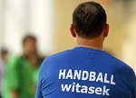 (c) 2011 - Handball, Bundesliga, Damen, Witasek Feldkirchen gegen SW Feldkirch. - Bild zeigt: Trainer Tomaz Cater (Feldkirchen) pressefotos, sportfoto, sportfotos, krnten, kaernten, pressefoto, oskar, hher, wolfgang, jannach, sport, wirtschaft, kultur, politik, innenpolitik, auenpolitik, lokal, chronik, fotos, fotografie, fotographie, canon, eos, 1d, mark IV, mark 4, fotopool, powerpixx, hherfoto, hoeherfoto, klagenfurt, villach, wolfsberg, spittal, feldkirchen, vlkermarkt, voelkermarkt, lienz, osttirol, hermagor, archiv, fotoarchiv, photo, photoarchiv, kleine, zeitung, kleinzeitung, ktz, krntner tages zeitung, krntner woche, krntner, woche, kronen zeitung, krone, kronen, zeitung, sportfotographie, sportfotografie, kurier, krntner monat, monatsmagazin, tageszeitung, wochenzeitung, gratiszeitung, fuball, fussball, eishockey, icehockey, tennis, basketball, handball, volleyball, beachvolleyball, schi, ski, ski alpin, ski nordisch, schi nordisch, nordisch, langlaufen, schispringen, skispringen, biathlon