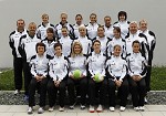 Handball SG Witasek Krnten, Mannschaftsfoto, sitzend v.l. Katja Cerenjak, Petra Kerekes, Misa Marincek, Alvera Lamprecht, Iris Lindenthal, Maria Eugenia Musalem Araos, 2. Reihe v.l. Gunter Motz (Manager), Susi Szabo, Katja Jamnik, Kristina Mihic, Katrin Schwaiger, Patricia Ondrej, Sigi Schoby (Pressereferent), 3. Reihe v.l. Tomaz Cater (Trainer), Franzi Tschojer, Martina Potenes, Hanna Sagmeister, Merisa Ibrahimovic, Szandra Vajda und Peter Witasek (Prsident). pressefotos, sportfoto, sportfotos, krnten, kaernten, pressefoto, oskar, hher, wolfgang, jannach, sport, wirtschaft, kultur, politik, innenpolitik, auenpolitik, lokal, chronik, fotos, fotografie, fotographie, canon, eos, 1d, mark IV, mark 4, fotopool, powerpixx, hherfoto, hoeherfoto, klagenfurt, villach, wolfsberg, spittal, feldkirchen, vlkermarkt, voelkermarkt, lienz, osttirol, hermagor, archiv, fotoarchiv, photo, photoarchiv, kleine, zeitung, kleinzeitung, ktz, krntner tages zeitung, krntner woche, krntner, woche, kronen zeitung, krone, kronen, zeitung, sportfotographie, sportfotografie, kurier, krntner monat, monatsmagazin, tageszeitung, wochenzeitung, gratiszeitung, fuball, fussball, eishockey, icehockey, tennis, basketball, handball, volleyball, beachvolleyball, schi, ski, ski alpin, ski nordisch, schi nordisch, nordisch, langlaufen, schispringen, skispringen, biathlon