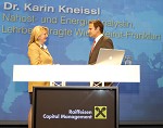 Raiffeisen Capital Management. Kunden-Roadshow Kaernten zum Thema Kapitalmaerkte: Wirklichkeit und Zukunft. Bild zeigt v.l. Dr. Karin Kneissl (Nahost- und Oelexpertin) und Wirtschaftsjournalist Florian Fischer-Fabian (Bayerischer Rundfunk). pressefotos, sportfoto, sportfotos, krnten, kaernten, pressefoto, oskar, hher, wolfgang, jannach, sport, wirtschaft, kultur, politik, innenpolitik, auenpolitik, lokal, chronik, fotos, fotografie, fotographie, canon, eos, 1d, mark IV, mark 4, fotopool, powerpixx, hherfoto, hoeherfoto, klagenfurt, villach, wolfsberg, spittal, feldkirchen, vlkermarkt, voelkermarkt, lienz, osttirol, hermagor, archiv, fotoarchiv, photo, photoarchiv, kleine, zeitung, kleinzeitung, ktz, krntner tages zeitung, krntner woche, krntner, woche, kronen zeitung, krone, kronen, zeitung, sportfotographie, sportfotografie, kurier, krntner monat, monatsmagazin, tageszeitung, wochenzeitung, gratiszeitung, fuball, fussball, eishockey, icehockey, tennis, basketball, handball, volleyball, beachvolleyball, schi, ski, ski alpin, ski nordisch, schi nordisch, nordisch, langlaufen, schispringen, skispringen, biathlon