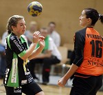 Handball, Europacup, SG witasek Kaernten vs. HBC Nimes, im Bild Franzi Tschojer (SG Witasek) und Gervaise Pierson (Nimes) pressefotos, sportfoto, sportfotos, krnten, kaernten, pressefoto, oskar, hher, wolfgang, jannach, sport, wirtschaft, kultur, politik, innenpolitik, auenpolitik, lokal, chronik, fotos, fotografie, fotographie, canon, eos, 1d, mark IV, mark 4, fotopool, powerpixx, hherfoto, hoeherfoto, klagenfurt, villach, wolfsberg, spittal, feldkirchen, vlkermarkt, voelkermarkt, lienz, osttirol, hermagor, archiv, fotoarchiv, photo, photoarchiv, kleine, zeitung, kleinzeitung, ktz, krntner tages zeitung, krntner woche, krntner, woche, kronen zeitung, krone, kronen, zeitung, sportfotographie, sportfotografie, kurier, krntner monat, monatsmagazin, tageszeitung, wochenzeitung, gratiszeitung, fuball, fussball, eishockey, icehockey, tennis, basketball, handball, volleyball, beachvolleyball, schi, ski, ski alpin, ski nordisch, schi nordisch, nordisch, langlaufen, schispringen, skispringen, biathlon