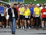 10. Krntner Businesslauf 2010 in Klagenfurt. pressefotos, sportfoto, sportfotos, krnten, kaernten, pressefoto, oskar, hher, wolfgang, jannach, sport, wirtschaft, kultur, politik, innenpolitik, auenpolitik, lokal, chronik, fotos, fotografie, fotographie, canon, eos, 1d, mark IV, mark 4, fotopool, powerpixx, hherfoto, hoeherfoto, klagenfurt, villach, wolfsberg, spittal, feldkirchen, vlkermarkt, voelkermarkt, lienz, osttirol, hermagor, archiv, fotoarchiv, photo, photoarchiv, kleine, zeitung, kleinzeitung, ktz, krntner tages zeitung, krntner woche, krntner, woche, kronen zeitung, krone, kronen, zeitung, sportfotographie, sportfotografie, kurier, krntner monat, monatsmagazin, tageszeitung, wochenzeitung, gratiszeitung, fuball, fussball, eishockey, icehockey, tennis, basketball, handball, volleyball, beachvolleyball, schi, ski, ski alpin, ski nordisch, schi nordisch, nordisch, langlaufen, schispringen, skispringen, biathlon