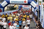 10. Krntner Businesslauf 2010 in Klagenfurt. pressefotos, sportfoto, sportfotos, krnten, kaernten, pressefoto, oskar, hher, wolfgang, jannach, sport, wirtschaft, kultur, politik, innenpolitik, auenpolitik, lokal, chronik, fotos, fotografie, fotographie, canon, eos, 1d, mark IV, mark 4, fotopool, powerpixx, hherfoto, hoeherfoto, klagenfurt, villach, wolfsberg, spittal, feldkirchen, vlkermarkt, voelkermarkt, lienz, osttirol, hermagor, archiv, fotoarchiv, photo, photoarchiv, kleine, zeitung, kleinzeitung, ktz, krntner tages zeitung, krntner woche, krntner, woche, kronen zeitung, krone, kronen, zeitung, sportfotographie, sportfotografie, kurier, krntner monat, monatsmagazin, tageszeitung, wochenzeitung, gratiszeitung, fuball, fussball, eishockey, icehockey, tennis, basketball, handball, volleyball, beachvolleyball, schi, ski, ski alpin, ski nordisch, schi nordisch, nordisch, langlaufen, schispringen, skispringen, biathlon