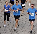 10. Krntner Businesslauf 2010 in Klagenfurt. pressefotos, sportfoto, sportfotos, krnten, kaernten, pressefoto, oskar, hher, wolfgang, jannach, sport, wirtschaft, kultur, politik, innenpolitik, auenpolitik, lokal, chronik, fotos, fotografie, fotographie, canon, eos, 1d, mark IV, mark 4, fotopool, powerpixx, hherfoto, hoeherfoto, klagenfurt, villach, wolfsberg, spittal, feldkirchen, vlkermarkt, voelkermarkt, lienz, osttirol, hermagor, archiv, fotoarchiv, photo, photoarchiv, kleine, zeitung, kleinzeitung, ktz, krntner tages zeitung, krntner woche, krntner, woche, kronen zeitung, krone, kronen, zeitung, sportfotographie, sportfotografie, kurier, krntner monat, monatsmagazin, tageszeitung, wochenzeitung, gratiszeitung, fuball, fussball, eishockey, icehockey, tennis, basketball, handball, volleyball, beachvolleyball, schi, ski, ski alpin, ski nordisch, schi nordisch, nordisch, langlaufen, schispringen, skispringen, biathlon