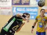 Handball, Finalspiel, SG Witasek Kaernten vs. Hypo NOe 1,  im Bild Gabriela Rotis-Nagy (SG Witasek) pressefotos, sportfoto, sportfotos, krnten, kaernten, pressefoto, oskar, hher, wolfgang, jannach, sport, wirtschaft, kultur, politik, innenpolitik, auenpolitik, lokal, chronik, fotos, fotografie, fotographie, canon, eos, 1d, mark IV, mark 4, fotopool, powerpixx, hherfoto, hoeherfoto, klagenfurt, villach, wolfsberg, spittal, feldkirchen, vlkermarkt, voelkermarkt, lienz, osttirol, hermagor, archiv, fotoarchiv, photo, photoarchiv, kleine, zeitung, kleinzeitung, ktz, krntner tages zeitung, krntner woche, krntner, woche, kronen zeitung, krone, kronen, zeitung, sportfotographie, sportfotografie, kurier, krntner monat, monatsmagazin, tageszeitung, wochenzeitung, gratiszeitung, fuball, fussball, eishockey, icehockey, tennis, basketball, handball, volleyball, beachvolleyball, schi, ski, ski alpin, ski nordisch, schi nordisch, nordisch, langlaufen, schispringen, skispringen, biathlon