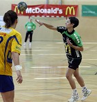 Handball, Finalspiel, SG Witasek Kaernten vs. Hypo NOe 1,  im Bild Teja Durovic (SG Witasek) pressefotos, sportfoto, sportfotos, krnten, kaernten, pressefoto, oskar, hher, wolfgang, jannach, sport, wirtschaft, kultur, politik, innenpolitik, auenpolitik, lokal, chronik, fotos, fotografie, fotographie, canon, eos, 1d, mark IV, mark 4, fotopool, powerpixx, hherfoto, hoeherfoto, klagenfurt, villach, wolfsberg, spittal, feldkirchen, vlkermarkt, voelkermarkt, lienz, osttirol, hermagor, archiv, fotoarchiv, photo, photoarchiv, kleine, zeitung, kleinzeitung, ktz, krntner tages zeitung, krntner woche, krntner, woche, kronen zeitung, krone, kronen, zeitung, sportfotographie, sportfotografie, kurier, krntner monat, monatsmagazin, tageszeitung, wochenzeitung, gratiszeitung, fuball, fussball, eishockey, icehockey, tennis, basketball, handball, volleyball, beachvolleyball, schi, ski, ski alpin, ski nordisch, schi nordisch, nordisch, langlaufen, schispringen, skispringen, biathlon