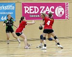 Handball, WHA, SG Witasek Krnten vs UHC Goldmann Druck Tulln. Bild zeigt Franzi Tschojer (SG Witasek) und Kristina Mihic (SG Witasek) pressefotos, sportfoto, sportfotos, krnten, kaernten, pressefoto, oskar, hher, wolfgang, jannach, sport, wirtschaft, kultur, politik, innenpolitik, auenpolitik, lokal, chronik, fotos, fotografie, fotographie, canon, eos, 1d, mark IV, mark 4, fotopool, powerpixx, hherfoto, hoeherfoto, klagenfurt, villach, wolfsberg, spittal, feldkirchen, vlkermarkt, voelkermarkt, lienz, osttirol, hermagor, archiv, fotoarchiv, photo, photoarchiv, kleine, zeitung, kleinzeitung, ktz, krntner tages zeitung, krntner woche, krntner, woche, kronen zeitung, krone, kronen, zeitung, sportfotographie, sportfotografie, kurier, krntner monat, monatsmagazin, tageszeitung, wochenzeitung, gratiszeitung, fuball, fussball, eishockey, icehockey, tennis, basketball, handball, volleyball, beachvolleyball, schi, ski, ski alpin, ski nordisch, schi nordisch, nordisch, langlaufen, schispringen, skispringen, biathlon