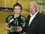 Handball, WHA, SG Witasek Krnten vs UHC Goldmann Druck Tulln. Bild zeigt Katja Cerenjak (SG Witasek) und Sportdirektor Reinhard Tellian. pressefotos, sportfoto, sportfotos, krnten, kaernten, pressefoto, oskar, hher, wolfgang, jannach, sport, wirtschaft, kultur, politik, innenpolitik, auenpolitik, lokal, chronik, fotos, fotografie, fotographie, canon, eos, 1d, mark IV, mark 4, fotopool, powerpixx, hherfoto, hoeherfoto, klagenfurt, villach, wolfsberg, spittal, feldkirchen, vlkermarkt, voelkermarkt, lienz, osttirol, hermagor, archiv, fotoarchiv, photo, photoarchiv, kleine, zeitung, kleinzeitung, ktz, krntner tages zeitung, krntner woche, krntner, woche, kronen zeitung, krone, kronen, zeitung, sportfotographie, sportfotografie, kurier, krntner monat, monatsmagazin, tageszeitung, wochenzeitung, gratiszeitung, fuball, fussball, eishockey, icehockey, tennis, basketball, handball, volleyball, beachvolleyball, schi, ski, ski alpin, ski nordisch, schi nordisch, nordisch, langlaufen, schispringen, skispringen, biathlon