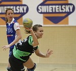 Handball, WHA, SG Witasek Krnten vs MGA Fivers. Bild zeigt Susi Szabo (SG Witasek) pressefotos, sportfoto, sportfotos, krnten, kaernten, pressefoto, oskar, hher, wolfgang, jannach, sport, wirtschaft, kultur, politik, innenpolitik, auenpolitik, lokal, chronik, fotos, fotografie, fotographie, canon, eos, 1d, mark IV, mark 4, fotopool, powerpixx, hherfoto, hoeherfoto, klagenfurt, villach, wolfsberg, spittal, feldkirchen, vlkermarkt, voelkermarkt, lienz, osttirol, hermagor, archiv, fotoarchiv, photo, photoarchiv, kleine, zeitung, kleinzeitung, ktz, krntner tages zeitung, krntner woche, krntner, woche, kronen zeitung, krone, kronen, zeitung, sportfotographie, sportfotografie, kurier, krntner monat, monatsmagazin, tageszeitung, wochenzeitung, gratiszeitung, fuball, fussball, eishockey, icehockey, tennis, basketball, handball, volleyball, beachvolleyball, schi, ski, ski alpin, ski nordisch, schi nordisch, nordisch, langlaufen, schispringen, skispringen, biathlon