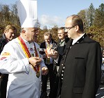 Krntnermilch stellt den neuen Rosentaler Schnittkse im Schloss Rosegg vor. pressefotos, sportfoto, sportfotos, krnten, kaernten, pressefoto, oskar, hher, wolfgang, jannach, sport, wirtschaft, kultur, politik, innenpolitik, auenpolitik, lokal, chronik, fotos, fotografie, fotographie, canon, eos, 1d, mark IV, mark 4, fotopool, powerpixx, hherfoto, hoeherfoto, klagenfurt, villach, wolfsberg, spittal, feldkirchen, vlkermarkt, voelkermarkt, lienz, osttirol, hermagor, archiv, fotoarchiv, photo, photoarchiv, kleine, zeitung, kleinzeitung, ktz, krntner tages zeitung, krntner woche, krntner, woche, kronen zeitung, krone, kronen, zeitung, sportfotographie, sportfotografie, kurier, krntner monat, monatsmagazin, tageszeitung, wochenzeitung, gratiszeitung, fuball, fussball, eishockey, icehockey, tennis, basketball, handball, volleyball, beachvolleyball, schi, ski, ski alpin, ski nordisch, schi nordisch, nordisch, langlaufen, schispringen, skispringen, biathlon