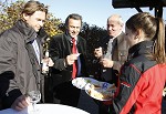 Krntnermilch stellt den neuen Rosentaler Schnittkse im Schloss Rosegg vor. pressefotos, sportfoto, sportfotos, krnten, kaernten, pressefoto, oskar, hher, wolfgang, jannach, sport, wirtschaft, kultur, politik, innenpolitik, auenpolitik, lokal, chronik, fotos, fotografie, fotographie, canon, eos, 1d, mark IV, mark 4, fotopool, powerpixx, hherfoto, hoeherfoto, klagenfurt, villach, wolfsberg, spittal, feldkirchen, vlkermarkt, voelkermarkt, lienz, osttirol, hermagor, archiv, fotoarchiv, photo, photoarchiv, kleine, zeitung, kleinzeitung, ktz, krntner tages zeitung, krntner woche, krntner, woche, kronen zeitung, krone, kronen, zeitung, sportfotographie, sportfotografie, kurier, krntner monat, monatsmagazin, tageszeitung, wochenzeitung, gratiszeitung, fuball, fussball, eishockey, icehockey, tennis, basketball, handball, volleyball, beachvolleyball, schi, ski, ski alpin, ski nordisch, schi nordisch, nordisch, langlaufen, schispringen, skispringen, biathlon