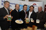 Krntnermilch stellt den neuen Rosentaler Schnittkse im Schloss Rosegg vor. pressefotos, sportfoto, sportfotos, krnten, kaernten, pressefoto, oskar, hher, wolfgang, jannach, sport, wirtschaft, kultur, politik, innenpolitik, auenpolitik, lokal, chronik, fotos, fotografie, fotographie, canon, eos, 1d, mark IV, mark 4, fotopool, powerpixx, hherfoto, hoeherfoto, klagenfurt, villach, wolfsberg, spittal, feldkirchen, vlkermarkt, voelkermarkt, lienz, osttirol, hermagor, archiv, fotoarchiv, photo, photoarchiv, kleine, zeitung, kleinzeitung, ktz, krntner tages zeitung, krntner woche, krntner, woche, kronen zeitung, krone, kronen, zeitung, sportfotographie, sportfotografie, kurier, krntner monat, monatsmagazin, tageszeitung, wochenzeitung, gratiszeitung, fuball, fussball, eishockey, icehockey, tennis, basketball, handball, volleyball, beachvolleyball, schi, ski, ski alpin, ski nordisch, schi nordisch, nordisch, langlaufen, schispringen, skispringen, biathlon