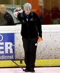 (c) 2017 - Eis- und Stocksport-Landesverband Krnten, Landesmeisterschaft. - Bild zeigt:  Erker Wolfgang (VST Voelkermarkt 1868). Klagenfurt, am 4.2.2017.
Foto: Kuess pressefotos, sportfoto, sportfotos, krnten, kaernten, pressefoto, oskar, hher, wolfgang, jannach, sport, wirtschaft, kultur, politik, innenpolitik, auenpolitik, lokal, chronik, fotos, fotografie, fotographie, canon, eos, 1d, mark IV, mark 4, fotopool, powerpixx, hherfoto, hoeherfoto, klagenfurt, villach, wolfsberg, spittal, feldkirchen, vlkermarkt, voelkermarkt, lienz, osttirol, hermagor, archiv, fotoarchiv, photo, photoarchiv, kleine, zeitung, kleinzeitung, ktz, krntner tages zeitung, krntner woche, krntner, woche, kronen zeitung, krone, kronen, zeitung, sportfotographie, sportfotografie, kurier, krntner monat, monatsmagazin, tageszeitung, wochenzeitung, gratiszeitung, fuball, fussball, eishockey, icehockey, tennis, basketball, handball, volleyball, beachvolleyball, schi, ski, ski alpin, ski nordisch, schi nordisch, nordisch, langlaufen, schispringen, skispringen, biathlon