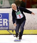 (c) 2017 - Eis- und Stocksport-Landesverband Krnten, Landesmeisterschaft. - Bild zeigt:  Malle Christian (ESV Feldkirchen). Klagenfurt, am 4.2.2017.
Foto: Kuess pressefotos, sportfoto, sportfotos, krnten, kaernten, pressefoto, oskar, hher, wolfgang, jannach, sport, wirtschaft, kultur, politik, innenpolitik, auenpolitik, lokal, chronik, fotos, fotografie, fotographie, canon, eos, 1d, mark IV, mark 4, fotopool, powerpixx, hherfoto, hoeherfoto, klagenfurt, villach, wolfsberg, spittal, feldkirchen, vlkermarkt, voelkermarkt, lienz, osttirol, hermagor, archiv, fotoarchiv, photo, photoarchiv, kleine, zeitung, kleinzeitung, ktz, krntner tages zeitung, krntner woche, krntner, woche, kronen zeitung, krone, kronen, zeitung, sportfotographie, sportfotografie, kurier, krntner monat, monatsmagazin, tageszeitung, wochenzeitung, gratiszeitung, fuball, fussball, eishockey, icehockey, tennis, basketball, handball, volleyball, beachvolleyball, schi, ski, ski alpin, ski nordisch, schi nordisch, nordisch, langlaufen, schispringen, skispringen, biathlon