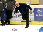 (c) 2017 - Eis- und Stocksport-Landesverband Krnten, Landesmeisterschaft. - Bild zeigt:  Scherzer Hans  (ESV Feldkirchen). Klagenfurt, am 4.2.2017.
Foto: Kuess pressefotos, sportfoto, sportfotos, krnten, kaernten, pressefoto, oskar, hher, wolfgang, jannach, sport, wirtschaft, kultur, politik, innenpolitik, auenpolitik, lokal, chronik, fotos, fotografie, fotographie, canon, eos, 1d, mark IV, mark 4, fotopool, powerpixx, hherfoto, hoeherfoto, klagenfurt, villach, wolfsberg, spittal, feldkirchen, vlkermarkt, voelkermarkt, lienz, osttirol, hermagor, archiv, fotoarchiv, photo, photoarchiv, kleine, zeitung, kleinzeitung, ktz, krntner tages zeitung, krntner woche, krntner, woche, kronen zeitung, krone, kronen, zeitung, sportfotographie, sportfotografie, kurier, krntner monat, monatsmagazin, tageszeitung, wochenzeitung, gratiszeitung, fuball, fussball, eishockey, icehockey, tennis, basketball, handball, volleyball, beachvolleyball, schi, ski, ski alpin, ski nordisch, schi nordisch, nordisch, langlaufen, schispringen, skispringen, biathlon