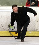 (c) 2017 - Eis- und Stocksport-Landesverband Krnten, Landesmeisterschaft. - Bild zeigt:  Wrann Oswald (EV Seigbichl). Klagenfurt, am 4.2.2017.
Foto: Kuess pressefotos, sportfoto, sportfotos, krnten, kaernten, pressefoto, oskar, hher, wolfgang, jannach, sport, wirtschaft, kultur, politik, innenpolitik, auenpolitik, lokal, chronik, fotos, fotografie, fotographie, canon, eos, 1d, mark IV, mark 4, fotopool, powerpixx, hherfoto, hoeherfoto, klagenfurt, villach, wolfsberg, spittal, feldkirchen, vlkermarkt, voelkermarkt, lienz, osttirol, hermagor, archiv, fotoarchiv, photo, photoarchiv, kleine, zeitung, kleinzeitung, ktz, krntner tages zeitung, krntner woche, krntner, woche, kronen zeitung, krone, kronen, zeitung, sportfotographie, sportfotografie, kurier, krntner monat, monatsmagazin, tageszeitung, wochenzeitung, gratiszeitung, fuball, fussball, eishockey, icehockey, tennis, basketball, handball, volleyball, beachvolleyball, schi, ski, ski alpin, ski nordisch, schi nordisch, nordisch, langlaufen, schispringen, skispringen, biathlon