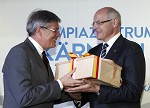 (c) 2014 - Olympiazentrum Klagenfurt, Erffnung. - Bild zeigt: Landeshauptmann Peter Kaiser (Kaernten) und Prsident Karl Stoss (OC). pressefotos, sportfoto, sportfotos, krnten, kaernten, pressefoto, oskar, hher, wolfgang, jannach, sport, wirtschaft, kultur, politik, innenpolitik, auenpolitik, lokal, chronik, fotos, fotografie, fotographie, canon, eos, 1d, mark IV, mark 4, fotopool, powerpixx, hherfoto, hoeherfoto, klagenfurt, villach, wolfsberg, spittal, feldkirchen, vlkermarkt, voelkermarkt, lienz, osttirol, hermagor, archiv, fotoarchiv, photo, photoarchiv, kleine, zeitung, kleinzeitung, ktz, krntner tages zeitung, krntner woche, krntner, woche, kronen zeitung, krone, kronen, zeitung, sportfotographie, sportfotografie, kurier, krntner monat, monatsmagazin, tageszeitung, wochenzeitung, gratiszeitung, fuball, fussball, eishockey, icehockey, tennis, basketball, handball, volleyball, beachvolleyball, schi, ski, ski alpin, ski nordisch, schi nordisch, nordisch, langlaufen, schispringen, skispringen, biathlon