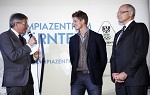 (c) 2014 - Olympiazentrum Klagenfurt, Erffnung. - Bild zeigt: Landeshauptmann Peter Kaiser (Kaernten), Thomas Morgenstern und Prsident Karl Stoss (OC). pressefotos, sportfoto, sportfotos, krnten, kaernten, pressefoto, oskar, hher, wolfgang, jannach, sport, wirtschaft, kultur, politik, innenpolitik, auenpolitik, lokal, chronik, fotos, fotografie, fotographie, canon, eos, 1d, mark IV, mark 4, fotopool, powerpixx, hherfoto, hoeherfoto, klagenfurt, villach, wolfsberg, spittal, feldkirchen, vlkermarkt, voelkermarkt, lienz, osttirol, hermagor, archiv, fotoarchiv, photo, photoarchiv, kleine, zeitung, kleinzeitung, ktz, krntner tages zeitung, krntner woche, krntner, woche, kronen zeitung, krone, kronen, zeitung, sportfotographie, sportfotografie, kurier, krntner monat, monatsmagazin, tageszeitung, wochenzeitung, gratiszeitung, fuball, fussball, eishockey, icehockey, tennis, basketball, handball, volleyball, beachvolleyball, schi, ski, ski alpin, ski nordisch, schi nordisch, nordisch, langlaufen, schispringen, skispringen, biathlon