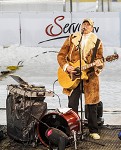 (c) 2015 - Winterclassic, Eishockey, KAC gegen VSV, Wrthersee Stadion Klagenfurt, das Spiel. - Bild zeigt: Snger Craig Nienhuis. pressefotos, sportfoto, sportfotos, krnten, kaernten, pressefoto, oskar, hher, wolfgang, jannach, sport, wirtschaft, kultur, politik, innenpolitik, auenpolitik, lokal, chronik, fotos, fotografie, fotographie, canon, eos, 1d, mark IV, mark 4, fotopool, powerpixx, hherfoto, hoeherfoto, klagenfurt, villach, wolfsberg, spittal, feldkirchen, vlkermarkt, voelkermarkt, lienz, osttirol, hermagor, archiv, fotoarchiv, photo, photoarchiv, kleine, zeitung, kleinzeitung, ktz, krntner tages zeitung, krntner woche, krntner, woche, kronen zeitung, krone, kronen, zeitung, sportfotographie, sportfotografie, kurier, krntner monat, monatsmagazin, tageszeitung, wochenzeitung, gratiszeitung, fuball, fussball, eishockey, icehockey, tennis, basketball, handball, volleyball, beachvolleyball, schi, ski, ski alpin, ski nordisch, schi nordisch, nordisch, langlaufen, schispringen, skispringen, biathlon