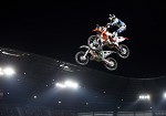 (c) 2015 - Motorsport, Motocross, Freestyle, Masters of Dirt. - Bild zeigt: Szenen aus der Masters of Dirt Show 2015 im Sportpark Klagenfurt. pressefotos, sportfoto, sportfotos, krnten, kaernten, pressefoto, oskar, hher, wolfgang, jannach, sport, wirtschaft, kultur, politik, innenpolitik, auenpolitik, lokal, chronik, fotos, fotografie, fotographie, canon, eos, 1d, mark IV, mark 4, fotopool, powerpixx, hherfoto, hoeherfoto, klagenfurt, villach, wolfsberg, spittal, feldkirchen, vlkermarkt, voelkermarkt, lienz, osttirol, hermagor, archiv, fotoarchiv, photo, photoarchiv, kleine, zeitung, kleinzeitung, ktz, krntner tages zeitung, krntner woche, krntner, woche, kronen zeitung, krone, kronen, zeitung, sportfotographie, sportfotografie, kurier, krntner monat, monatsmagazin, tageszeitung, wochenzeitung, gratiszeitung, fuball, fussball, eishockey, icehockey, tennis, basketball, handball, volleyball, beachvolleyball, schi, ski, ski alpin, ski nordisch, schi nordisch, nordisch, langlaufen, schispringen, skispringen, biathlon