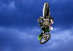 (c) 2015 - Motorsport, Motocross, Freestyle, Masters of Dirt. - Bild zeigt: Szenen aus der Masters of Dirt Show 2015 im Sportpark Klagenfurt. pressefotos, sportfoto, sportfotos, krnten, kaernten, pressefoto, oskar, hher, wolfgang, jannach, sport, wirtschaft, kultur, politik, innenpolitik, auenpolitik, lokal, chronik, fotos, fotografie, fotographie, canon, eos, 1d, mark IV, mark 4, fotopool, powerpixx, hherfoto, hoeherfoto, klagenfurt, villach, wolfsberg, spittal, feldkirchen, vlkermarkt, voelkermarkt, lienz, osttirol, hermagor, archiv, fotoarchiv, photo, photoarchiv, kleine, zeitung, kleinzeitung, ktz, krntner tages zeitung, krntner woche, krntner, woche, kronen zeitung, krone, kronen, zeitung, sportfotographie, sportfotografie, kurier, krntner monat, monatsmagazin, tageszeitung, wochenzeitung, gratiszeitung, fuball, fussball, eishockey, icehockey, tennis, basketball, handball, volleyball, beachvolleyball, schi, ski, ski alpin, ski nordisch, schi nordisch, nordisch, langlaufen, schispringen, skispringen, biathlon