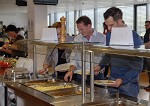 (c) 2014 - Fuball, Bundesliga, RZ Pellets WAC gegen FC Red Bull Salzburg, Wrthersee Stadion. - Bild zeigt: Besucher am VIP-Buffet. pressefotos, sportfoto, sportfotos, krnten, kaernten, pressefoto, oskar, hher, wolfgang, jannach, sport, wirtschaft, kultur, politik, innenpolitik, auenpolitik, lokal, chronik, fotos, fotografie, fotographie, canon, eos, 1d, mark IV, mark 4, fotopool, powerpixx, hherfoto, hoeherfoto, klagenfurt, villach, wolfsberg, spittal, feldkirchen, vlkermarkt, voelkermarkt, lienz, osttirol, hermagor, archiv, fotoarchiv, photo, photoarchiv, kleine, zeitung, kleinzeitung, ktz, krntner tages zeitung, krntner woche, krntner, woche, kronen zeitung, krone, kronen, zeitung, sportfotographie, sportfotografie, kurier, krntner monat, monatsmagazin, tageszeitung, wochenzeitung, gratiszeitung, fuball, fussball, eishockey, icehockey, tennis, basketball, handball, volleyball, beachvolleyball, schi, ski, ski alpin, ski nordisch, schi nordisch, nordisch, langlaufen, schispringen, skispringen, biathlon