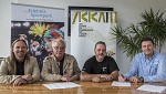 (c) 2014 - Sportpark Klagenfurt, Vertragsunterzeichnung, Freie Akademie der bildenden Knste und Literatur. - Bild zeigt: Geschftsfhrer Gert Unterkfler (Sportpark), Luka Anticevic, Peter Kohl (Freie Akademie) und Daniel Greiner (Sportpark). pressefotos, sportfoto, sportfotos, krnten, kaernten, pressefoto, oskar, hher, wolfgang, jannach, sport, wirtschaft, kultur, politik, innenpolitik, auenpolitik, lokal, chronik, fotos, fotografie, fotographie, canon, eos, 1d, mark IV, mark 4, fotopool, powerpixx, hherfoto, hoeherfoto, klagenfurt, villach, wolfsberg, spittal, feldkirchen, vlkermarkt, voelkermarkt, lienz, osttirol, hermagor, archiv, fotoarchiv, photo, photoarchiv, kleine, zeitung, kleinzeitung, ktz, krntner tages zeitung, krntner woche, krntner, woche, kronen zeitung, krone, kronen, zeitung, sportfotographie, sportfotografie, kurier, krntner monat, monatsmagazin, tageszeitung, wochenzeitung, gratiszeitung, fuball, fussball, eishockey, icehockey, tennis, basketball, handball, volleyball, beachvolleyball, schi, ski, ski alpin, ski nordisch, schi nordisch, nordisch, langlaufen, schispringen, skispringen, biathlon