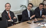(c) 2015 - Wirtschaftsbund Krnten, Wahlkampfauftakt, Krnten-Tour Christoph Leitl. - Bild zeigt: Prsident Christoph Leitl (Wirtschaftskammer sterreich), Geschftsfhrer Alexander Windbichler (anexia) und Prsident Jrgen Mandl (Wirtschaftskammer Krnten). pressefotos, sportfoto, sportfotos, krnten, kaernten, pressefoto, oskar, hher, wolfgang, jannach, sport, wirtschaft, kultur, politik, innenpolitik, auenpolitik, lokal, chronik, fotos, fotografie, fotographie, canon, eos, 1d, mark IV, mark 4, fotopool, powerpixx, hherfoto, hoeherfoto, klagenfurt, villach, wolfsberg, spittal, feldkirchen, vlkermarkt, voelkermarkt, lienz, osttirol, hermagor, archiv, fotoarchiv, photo, photoarchiv, kleine, zeitung, kleinzeitung, ktz, krntner tages zeitung, krntner woche, krntner, woche, kronen zeitung, krone, kronen, zeitung, sportfotographie, sportfotografie, kurier, krntner monat, monatsmagazin, tageszeitung, wochenzeitung, gratiszeitung, fuball, fussball, eishockey, icehockey, tennis, basketball, handball, volleyball, beachvolleyball, schi, ski, ski alpin, ski nordisch, schi nordisch, nordisch, langlaufen, schispringen, skispringen, biathlon