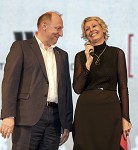 (c) 2015 - Wirtschaftsbund Krnten, Wirtschaftskammerwahl, Wahlkampfauftakt. - Bild zeigt: Spartenobmann Martin Zandonella (Unternehmensberatung und IT) und Moderatorin Marion Hasse. pressefotos, sportfoto, sportfotos, krnten, kaernten, pressefoto, oskar, hher, wolfgang, jannach, sport, wirtschaft, kultur, politik, innenpolitik, auenpolitik, lokal, chronik, fotos, fotografie, fotographie, canon, eos, 1d, mark IV, mark 4, fotopool, powerpixx, hherfoto, hoeherfoto, klagenfurt, villach, wolfsberg, spittal, feldkirchen, vlkermarkt, voelkermarkt, lienz, osttirol, hermagor, archiv, fotoarchiv, photo, photoarchiv, kleine, zeitung, kleinzeitung, ktz, krntner tages zeitung, krntner woche, krntner, woche, kronen zeitung, krone, kronen, zeitung, sportfotographie, sportfotografie, kurier, krntner monat, monatsmagazin, tageszeitung, wochenzeitung, gratiszeitung, fuball, fussball, eishockey, icehockey, tennis, basketball, handball, volleyball, beachvolleyball, schi, ski, ski alpin, ski nordisch, schi nordisch, nordisch, langlaufen, schispringen, skispringen, biathlon