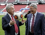 (c) 2015 - Turnier der Nationen, Auftaktspiel sterreich U16 gegen Brasilien U16.  - Bild zeigt: Bundesprsident Heinz Fischer (sterreich) und Landeshauptmann Peter Kaiser (Kaernten). pressefotos, sportfoto, sportfotos, krnten, kaernten, pressefoto, oskar, hher, wolfgang, jannach, sport, wirtschaft, kultur, politik, innenpolitik, auenpolitik, lokal, chronik, fotos, fotografie, fotographie, canon, eos, 1d, mark IV, mark 4, fotopool, powerpixx, hherfoto, hoeherfoto, klagenfurt, villach, wolfsberg, spittal, feldkirchen, vlkermarkt, voelkermarkt, lienz, osttirol, hermagor, archiv, fotoarchiv, photo, photoarchiv, kleine, zeitung, kleinzeitung, ktz, krntner tages zeitung, krntner woche, krntner, woche, kronen zeitung, krone, kronen, zeitung, sportfotographie, sportfotografie, kurier, krntner monat, monatsmagazin, tageszeitung, wochenzeitung, gratiszeitung, fuball, fussball, eishockey, icehockey, tennis, basketball, handball, volleyball, beachvolleyball, schi, ski, ski alpin, ski nordisch, schi nordisch, nordisch, langlaufen, schispringen, skispringen, biathlon