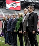 (c) 2015 - Turnier der Nationen, Auftaktspiel sterreich U16 gegen Brasilien U16.  - Bild zeigt: Brgermeister Walter Hartlieb (Ktschach-Mauthen), Landeshauptmann Peter Kaiser (Kaernten), Bundesprsident Heinz Fischer (sterreich), Brgermeisterin Marie Luise Mathiaschitz (Klagenfurt), Vizebrgermeister Jrgen Pfeiler (Klagenfurt) und Sportdirektor Arno Arthofer (Krnten). pressefotos, sportfoto, sportfotos, krnten, kaernten, pressefoto, oskar, hher, wolfgang, jannach, sport, wirtschaft, kultur, politik, innenpolitik, auenpolitik, lokal, chronik, fotos, fotografie, fotographie, canon, eos, 1d, mark IV, mark 4, fotopool, powerpixx, hherfoto, hoeherfoto, klagenfurt, villach, wolfsberg, spittal, feldkirchen, vlkermarkt, voelkermarkt, lienz, osttirol, hermagor, archiv, fotoarchiv, photo, photoarchiv, kleine, zeitung, kleinzeitung, ktz, krntner tages zeitung, krntner woche, krntner, woche, kronen zeitung, krone, kronen, zeitung, sportfotographie, sportfotografie, kurier, krntner monat, monatsmagazin, tageszeitung, wochenzeitung, gratiszeitung, fuball, fussball, eishockey, icehockey, tennis, basketball, handball, volleyball, beachvolleyball, schi, ski, ski alpin, ski nordisch, schi nordisch, nordisch, langlaufen, schispringen, skispringen, biathlon