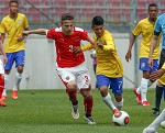 (c) 2015 - Turnier der Nationen, Auftaktspiel sterreich U16 gegen Brasilien U16.  - Bild zeigt: eine Spielszene. pressefotos, sportfoto, sportfotos, krnten, kaernten, pressefoto, oskar, hher, wolfgang, jannach, sport, wirtschaft, kultur, politik, innenpolitik, auenpolitik, lokal, chronik, fotos, fotografie, fotographie, canon, eos, 1d, mark IV, mark 4, fotopool, powerpixx, hherfoto, hoeherfoto, klagenfurt, villach, wolfsberg, spittal, feldkirchen, vlkermarkt, voelkermarkt, lienz, osttirol, hermagor, archiv, fotoarchiv, photo, photoarchiv, kleine, zeitung, kleinzeitung, ktz, krntner tages zeitung, krntner woche, krntner, woche, kronen zeitung, krone, kronen, zeitung, sportfotographie, sportfotografie, kurier, krntner monat, monatsmagazin, tageszeitung, wochenzeitung, gratiszeitung, fuball, fussball, eishockey, icehockey, tennis, basketball, handball, volleyball, beachvolleyball, schi, ski, ski alpin, ski nordisch, schi nordisch, nordisch, langlaufen, schispringen, skispringen, biathlon