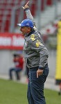 (c) 2015 - Turnier der Nationen, Auftaktspiel sterreich U16 gegen Brasilien U16.  - Bild zeigt: den Trainer von Brasilien. pressefotos, sportfoto, sportfotos, krnten, kaernten, pressefoto, oskar, hher, wolfgang, jannach, sport, wirtschaft, kultur, politik, innenpolitik, auenpolitik, lokal, chronik, fotos, fotografie, fotographie, canon, eos, 1d, mark IV, mark 4, fotopool, powerpixx, hherfoto, hoeherfoto, klagenfurt, villach, wolfsberg, spittal, feldkirchen, vlkermarkt, voelkermarkt, lienz, osttirol, hermagor, archiv, fotoarchiv, photo, photoarchiv, kleine, zeitung, kleinzeitung, ktz, krntner tages zeitung, krntner woche, krntner, woche, kronen zeitung, krone, kronen, zeitung, sportfotographie, sportfotografie, kurier, krntner monat, monatsmagazin, tageszeitung, wochenzeitung, gratiszeitung, fuball, fussball, eishockey, icehockey, tennis, basketball, handball, volleyball, beachvolleyball, schi, ski, ski alpin, ski nordisch, schi nordisch, nordisch, langlaufen, schispringen, skispringen, biathlon