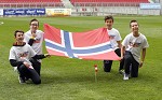 (c) 2016 - Sport, Fuball, Tournament delle Nazioni. - Bild zeigt: Ballkinder mit der Flagge von Norwegen. pressefotos, sportfoto, sportfotos, krnten, kaernten, pressefoto, oskar, hher, wolfgang, jannach, sport, wirtschaft, kultur, politik, innenpolitik, auenpolitik, lokal, chronik, fotos, fotografie, fotographie, canon, eos, 1d, mark IV, mark 4, fotopool, powerpixx, hherfoto, hoeherfoto, klagenfurt, villach, wolfsberg, spittal, feldkirchen, vlkermarkt, voelkermarkt, lienz, osttirol, hermagor, archiv, fotoarchiv, photo, photoarchiv, kleine, zeitung, kleinzeitung, ktz, krntner tages zeitung, krntner woche, krntner, woche, kronen zeitung, krone, kronen, zeitung, sportfotographie, sportfotografie, kurier, krntner monat, monatsmagazin, tageszeitung, wochenzeitung, gratiszeitung, fuball, fussball, eishockey, icehockey, tennis, basketball, handball, volleyball, beachvolleyball, schi, ski, ski alpin, ski nordisch, schi nordisch, nordisch, langlaufen, schispringen, skispringen, biathlon