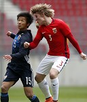 (c) 2016 - Sport, Fuball, Tournament delle Nazioni. - Bild zeigt: Ryosuke Yamazaki (JPN) und Harald Hauso (NOR). pressefotos, sportfoto, sportfotos, krnten, kaernten, pressefoto, oskar, hher, wolfgang, jannach, sport, wirtschaft, kultur, politik, innenpolitik, auenpolitik, lokal, chronik, fotos, fotografie, fotographie, canon, eos, 1d, mark IV, mark 4, fotopool, powerpixx, hherfoto, hoeherfoto, klagenfurt, villach, wolfsberg, spittal, feldkirchen, vlkermarkt, voelkermarkt, lienz, osttirol, hermagor, archiv, fotoarchiv, photo, photoarchiv, kleine, zeitung, kleinzeitung, ktz, krntner tages zeitung, krntner woche, krntner, woche, kronen zeitung, krone, kronen, zeitung, sportfotographie, sportfotografie, kurier, krntner monat, monatsmagazin, tageszeitung, wochenzeitung, gratiszeitung, fuball, fussball, eishockey, icehockey, tennis, basketball, handball, volleyball, beachvolleyball, schi, ski, ski alpin, ski nordisch, schi nordisch, nordisch, langlaufen, schispringen, skispringen, biathlon