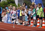 (c) 2015 - Sportpark Klagenfurt, Kids Run. - Bild zeigt: Teilnehmer. pressefotos, sportfoto, sportfotos, krnten, kaernten, pressefoto, oskar, hher, wolfgang, jannach, sport, wirtschaft, kultur, politik, innenpolitik, auenpolitik, lokal, chronik, fotos, fotografie, fotographie, canon, eos, 1d, mark IV, mark 4, fotopool, powerpixx, hherfoto, hoeherfoto, klagenfurt, villach, wolfsberg, spittal, feldkirchen, vlkermarkt, voelkermarkt, lienz, osttirol, hermagor, archiv, fotoarchiv, photo, photoarchiv, kleine, zeitung, kleinzeitung, ktz, krntner tages zeitung, krntner woche, krntner, woche, kronen zeitung, krone, kronen, zeitung, sportfotographie, sportfotografie, kurier, krntner monat, monatsmagazin, tageszeitung, wochenzeitung, gratiszeitung, fuball, fussball, eishockey, icehockey, tennis, basketball, handball, volleyball, beachvolleyball, schi, ski, ski alpin, ski nordisch, schi nordisch, nordisch, langlaufen, schispringen, skispringen, biathlon