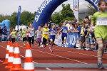 (c) 2015 - Sportpark Klagenfurt, Kids Run. - Bild zeigt: Teilnehmer. pressefotos, sportfoto, sportfotos, krnten, kaernten, pressefoto, oskar, hher, wolfgang, jannach, sport, wirtschaft, kultur, politik, innenpolitik, auenpolitik, lokal, chronik, fotos, fotografie, fotographie, canon, eos, 1d, mark IV, mark 4, fotopool, powerpixx, hherfoto, hoeherfoto, klagenfurt, villach, wolfsberg, spittal, feldkirchen, vlkermarkt, voelkermarkt, lienz, osttirol, hermagor, archiv, fotoarchiv, photo, photoarchiv, kleine, zeitung, kleinzeitung, ktz, krntner tages zeitung, krntner woche, krntner, woche, kronen zeitung, krone, kronen, zeitung, sportfotographie, sportfotografie, kurier, krntner monat, monatsmagazin, tageszeitung, wochenzeitung, gratiszeitung, fuball, fussball, eishockey, icehockey, tennis, basketball, handball, volleyball, beachvolleyball, schi, ski, ski alpin, ski nordisch, schi nordisch, nordisch, langlaufen, schispringen, skispringen, biathlon