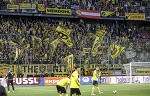 (c) 2015 - Sportpark Klagenfurt, Fuball-Euroleague Qualifikation, 3. Runde, WAC gegen Dortmund. - Bild zeigt: Fans. pressefotos, sportfoto, sportfotos, krnten, kaernten, pressefoto, oskar, hher, wolfgang, jannach, sport, wirtschaft, kultur, politik, innenpolitik, auenpolitik, lokal, chronik, fotos, fotografie, fotographie, canon, eos, 1d, mark IV, mark 4, fotopool, powerpixx, hherfoto, hoeherfoto, klagenfurt, villach, wolfsberg, spittal, feldkirchen, vlkermarkt, voelkermarkt, lienz, osttirol, hermagor, archiv, fotoarchiv, photo, photoarchiv, kleine, zeitung, kleinzeitung, ktz, krntner tages zeitung, krntner woche, krntner, woche, kronen zeitung, krone, kronen, zeitung, sportfotographie, sportfotografie, kurier, krntner monat, monatsmagazin, tageszeitung, wochenzeitung, gratiszeitung, fuball, fussball, eishockey, icehockey, tennis, basketball, handball, volleyball, beachvolleyball, schi, ski, ski alpin, ski nordisch, schi nordisch, nordisch, langlaufen, schispringen, skispringen, biathlon