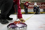 (c) 2016 - Eis- und Stocksport-Landesverband Krnten, Landesmeisterschaft U16. - Bild zeigt: ein Feature von einer Schiedsrichterin beim Nachmessen. pressefotos, sportfoto, sportfotos, krnten, kaernten, pressefoto, oskar, hher, wolfgang, jannach, sport, wirtschaft, kultur, politik, innenpolitik, auenpolitik, lokal, chronik, fotos, fotografie, fotographie, canon, eos, 1d, mark IV, mark 4, fotopool, powerpixx, hherfoto, hoeherfoto, klagenfurt, villach, wolfsberg, spittal, feldkirchen, vlkermarkt, voelkermarkt, lienz, osttirol, hermagor, archiv, fotoarchiv, photo, photoarchiv, kleine, zeitung, kleinzeitung, ktz, krntner tages zeitung, krntner woche, krntner, woche, kronen zeitung, krone, kronen, zeitung, sportfotographie, sportfotografie, kurier, krntner monat, monatsmagazin, tageszeitung, wochenzeitung, gratiszeitung, fuball, fussball, eishockey, icehockey, tennis, basketball, handball, volleyball, beachvolleyball, schi, ski, ski alpin, ski nordisch, schi nordisch, nordisch, langlaufen, schispringen, skispringen, biathlon