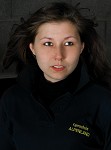 (c) 2010 - Fahrschule Alpenland, Teamshooting. - Bild zeigt: eine Fahrlehrerin pressefotos, sportfoto, sportfotos, k�rnten, kaernten, pressefoto, oskar, h�her, wolfgang, jannach, sport, wirtschaft, kultur, politik, innenpolitik, au�enpolitik, lokal, chronik, fotos, fotografie, fotographie, canon, eos, 1d, mark IV, mark 4, fotopool, powerpixx, h�herfoto, hoeherfoto, klagenfurt, villach, wolfsberg, spittal, feldkirchen, v�lkermarkt, voelkermarkt, lienz, osttirol, hermagor, archiv, fotoarchiv, photo, photoarchiv, kleine, zeitung, kleinzeitung, ktz, k�rntner tages zeitung, k�rntner woche, k�rntner, woche, kronen zeitung, krone, kronen, zeitung, sportfotographie, sportfotografie, kurier, k�rntner monat, monatsmagazin, tageszeitung, wochenzeitung, gratiszeitung, fu�ball, fussball, eishockey, icehockey, tennis, basketball, handball, volleyball, beachvolleyball, schi, ski, ski alpin, ski nordisch, schi nordisch, nordisch, langlaufen, schispringen, skispringen, biathlon